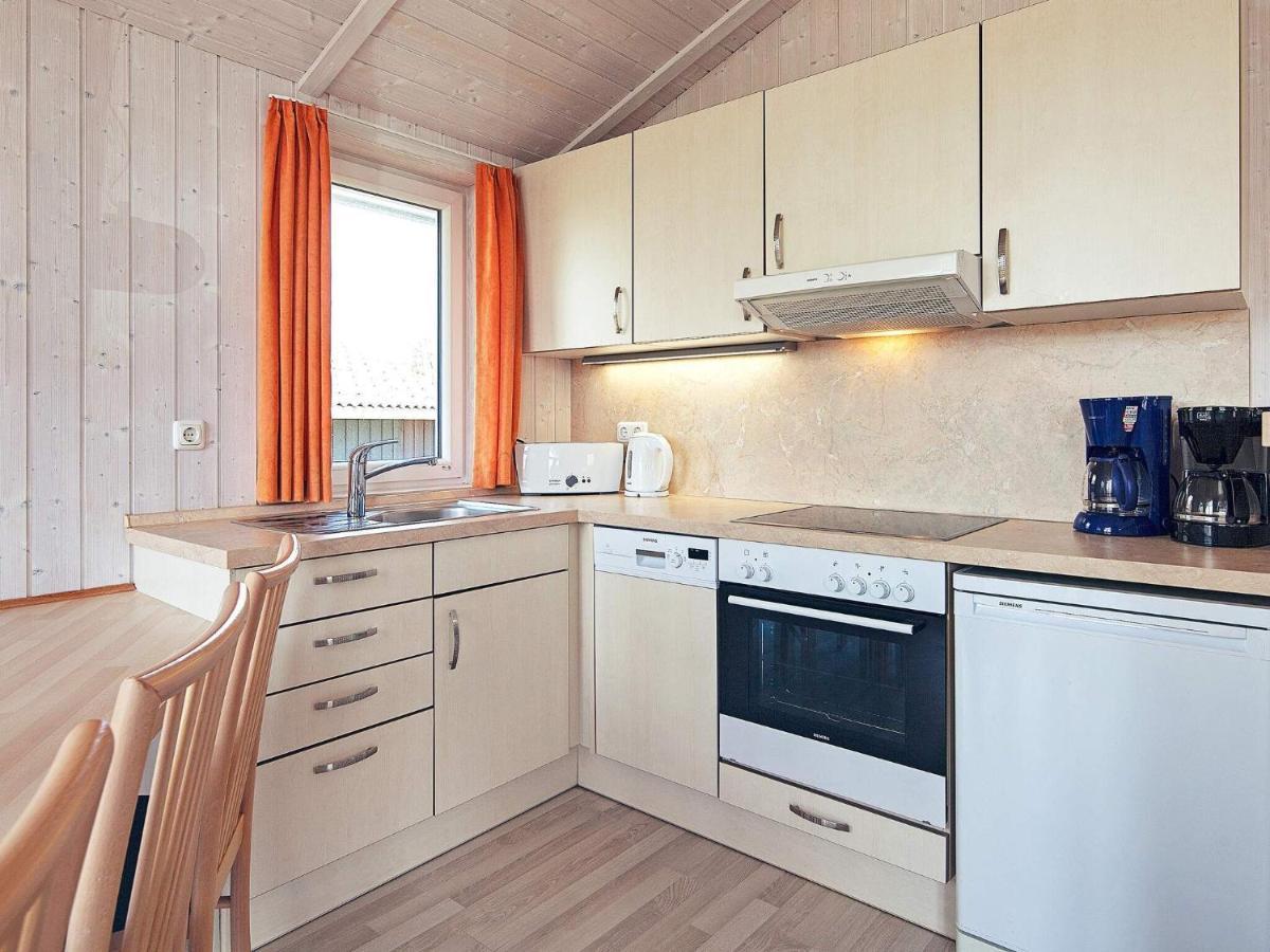 4 Person Holiday Home In Gromitz Bagian luar foto